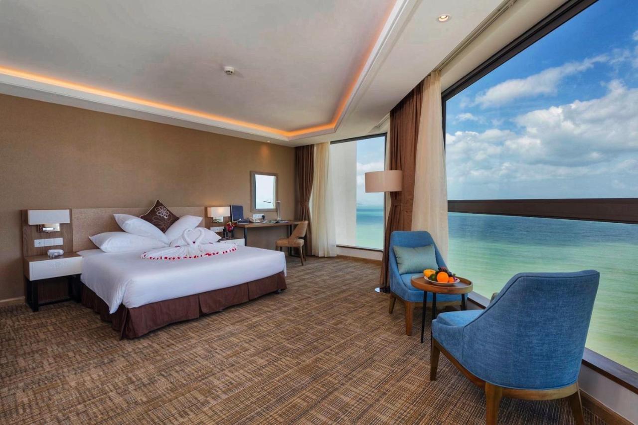 Comodo Nha Trang Hotel Exterior foto