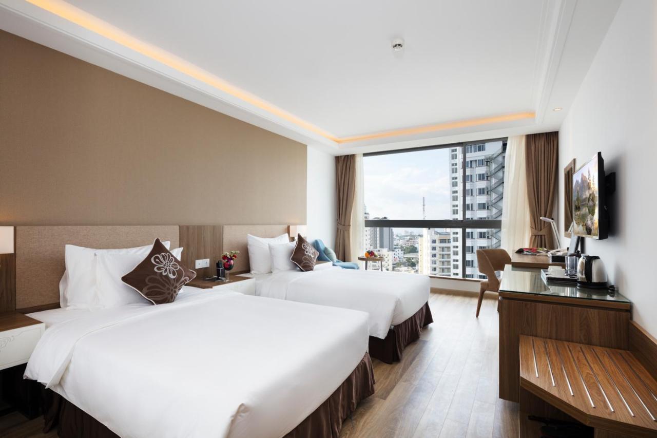 Comodo Nha Trang Hotel Exterior foto