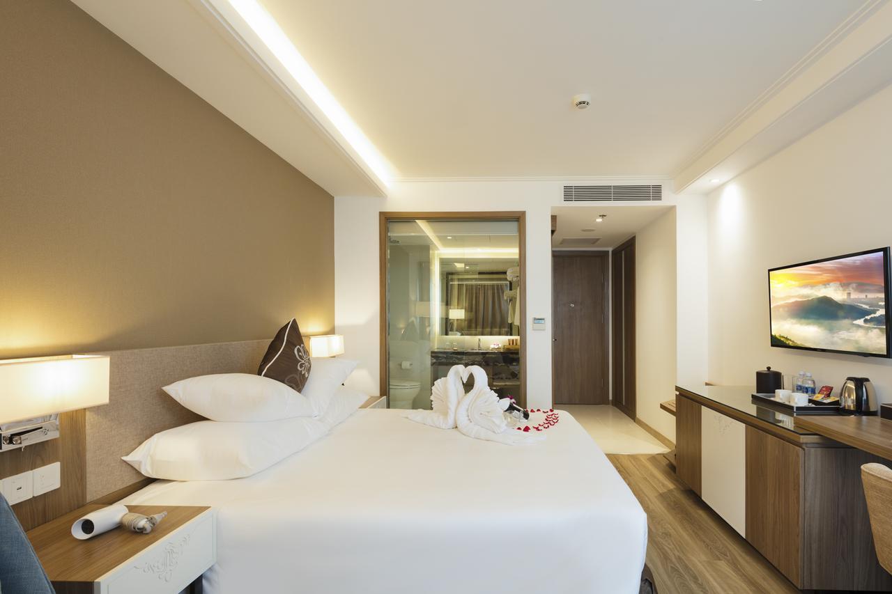 Comodo Nha Trang Hotel Exterior foto