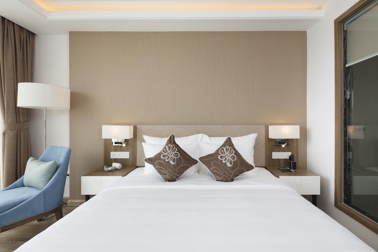 Comodo Nha Trang Hotel Exterior foto